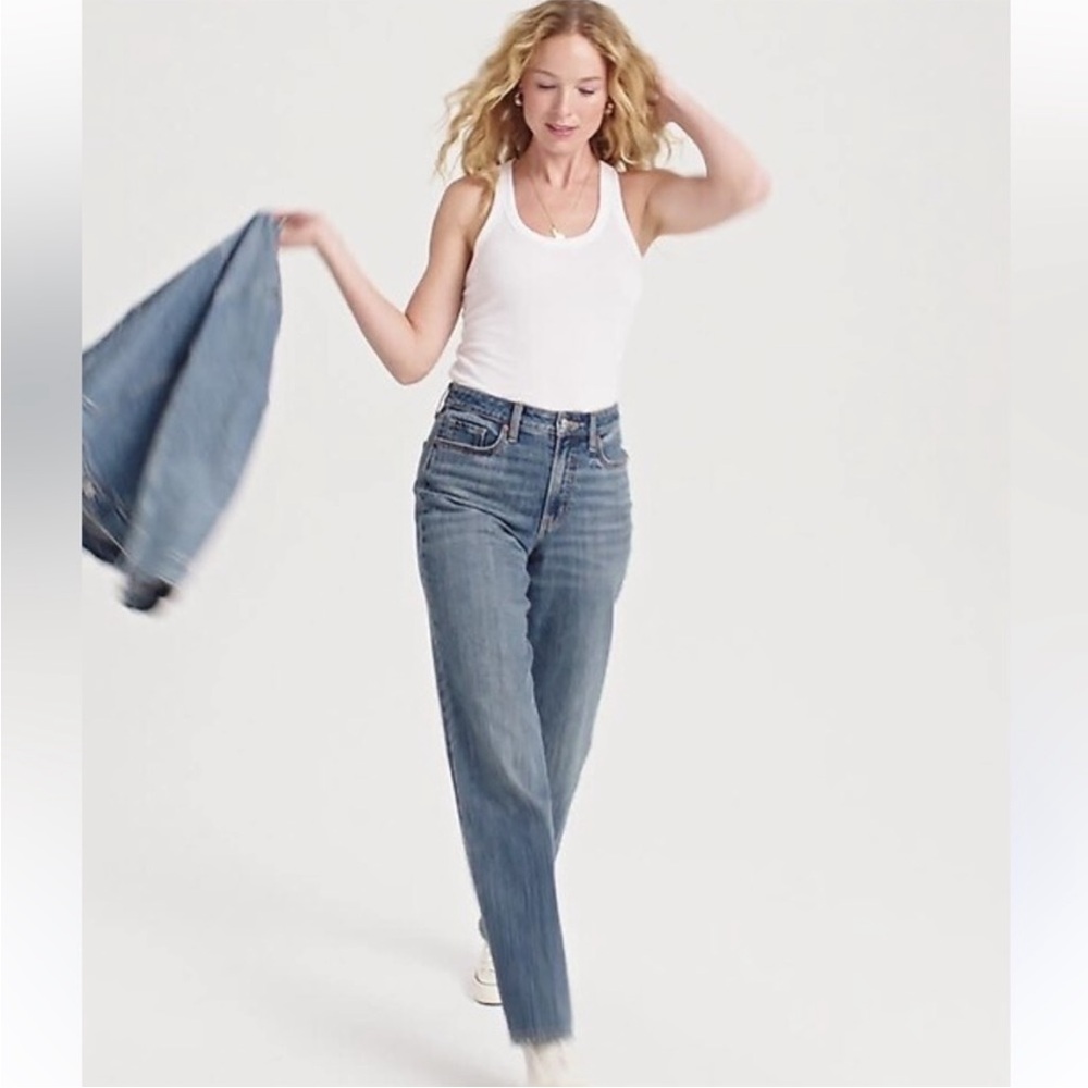Old‎ Navy High Rise OG loose jeans secret smooth pockets size 4 distressed